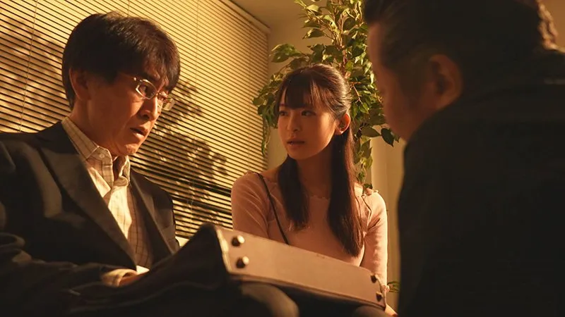 Người chồng vay nợ giang hồ, bà xã phải bán thân để trả nợ