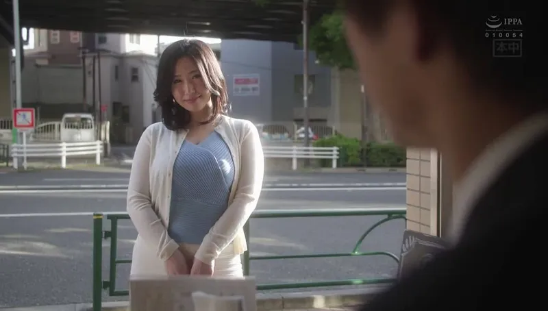 Gã chồng yếu không làm lên đỉnh, vợ lên mạng tìm trai trẻ xxx khỏe