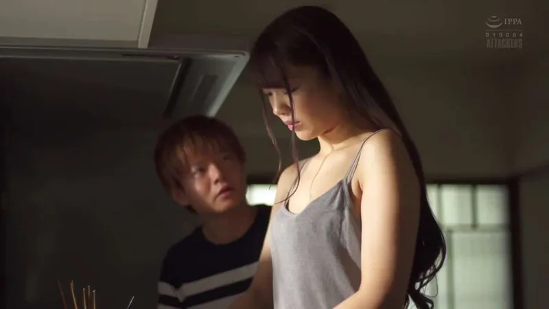 Bạn tình của chị gái đụ cô em bà xã đang thảm thương vì thất tình