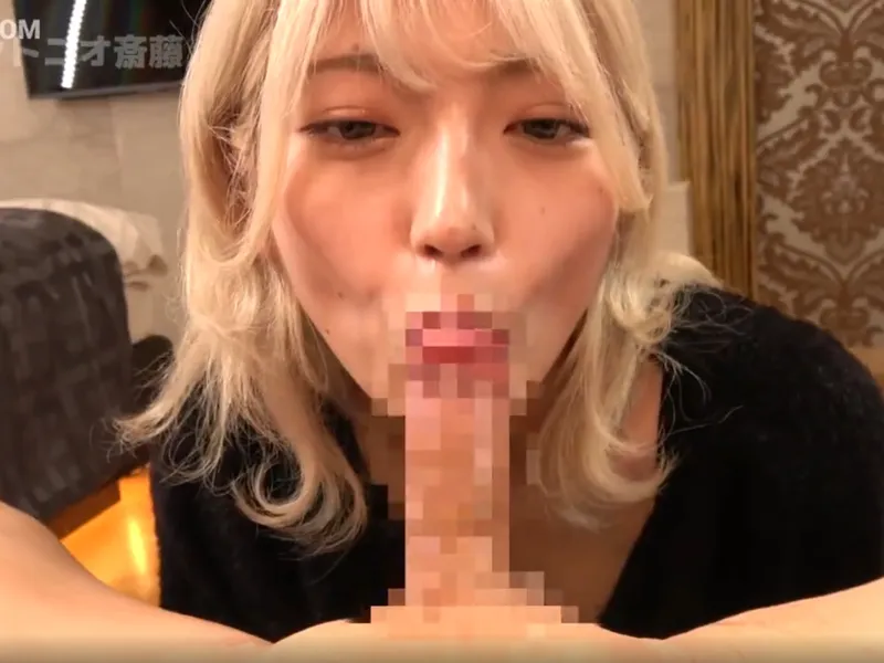 Mút của quý bằng lưỡi chẻ cực phẩm của em ghệ tóc vàng